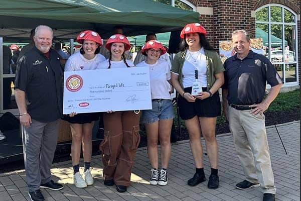 CIA Mac and Cheese Cook-Off - Foraged Life Team - Showmanship Award